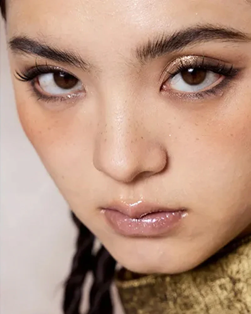 GIRLCULT Unreal Lip Gloss: Gold Rush - Image 4