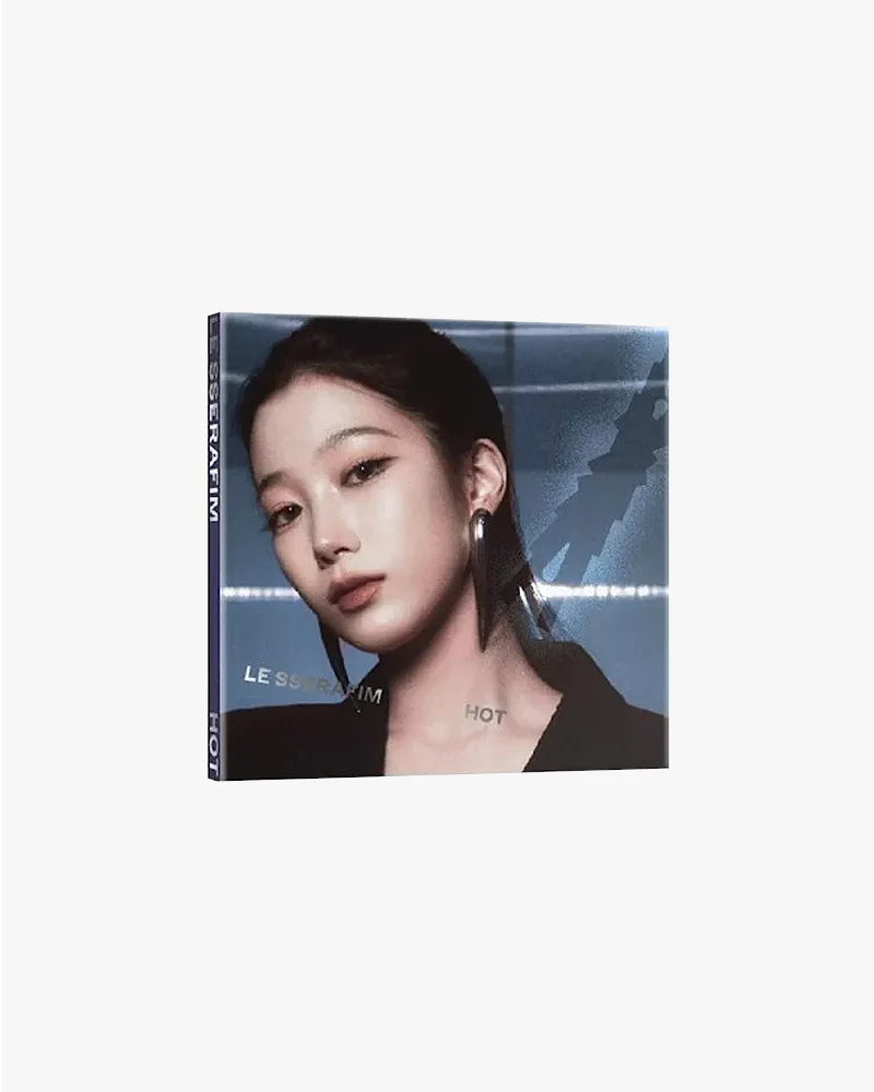 LE SSERAFIM - 5th mini album 'HOT' (COMPACT ver.) (6 Versions) - Image 7