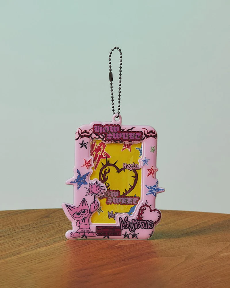 NJ How Sweet PHOTOCARD HOLDER KEYRING - Image 6
