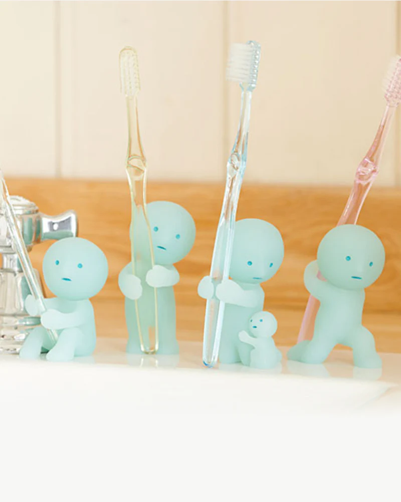 Smiski® Toothbrush Stand: Hugging - Image 3