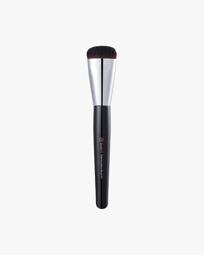 Studio 17 Glide Foundation Brush 411 - Image 4