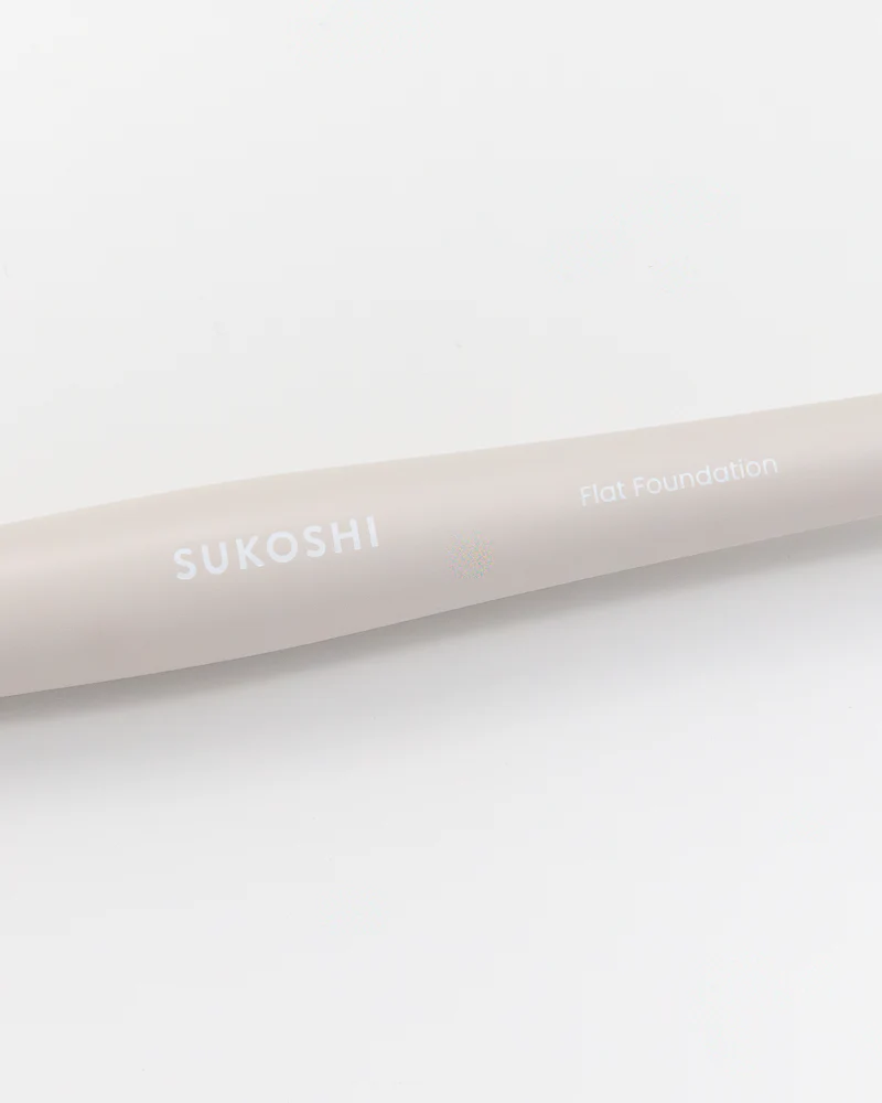 SUKOSHI Flat Foundation Brush - Image 3