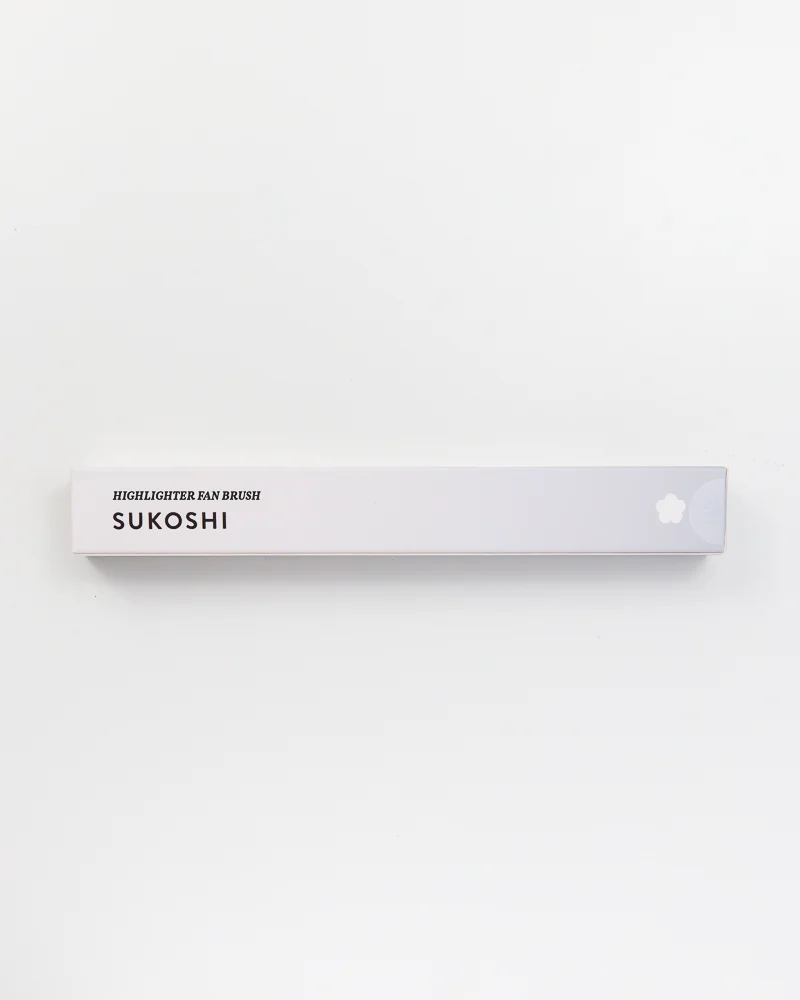 SUKOSHI Highlighter Fan Brush - Image 4
